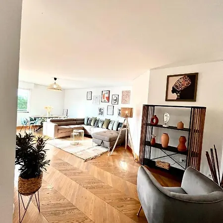 Apartment Les Moulineaux Quai De Seine *