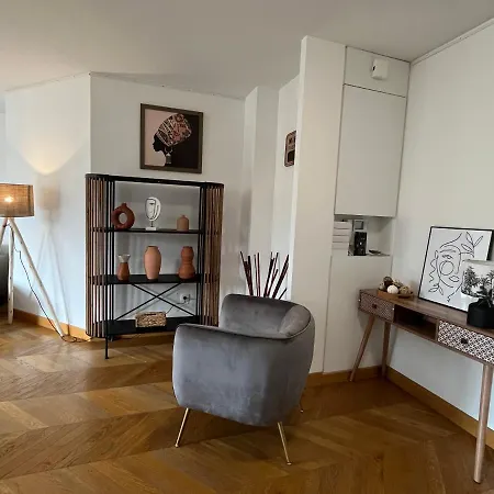 Les Moulineaux Quai De Seine Apartment Issy-les-Moulineaux