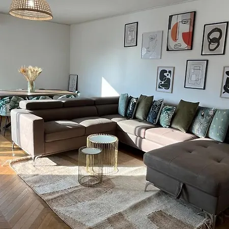Apartment Les Moulineaux Quai De Seine